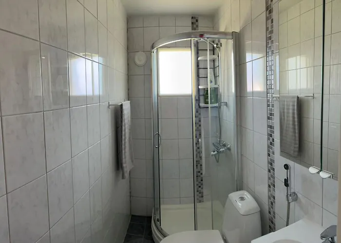 Cozy In 5 Min Drive From Santa Claus Village